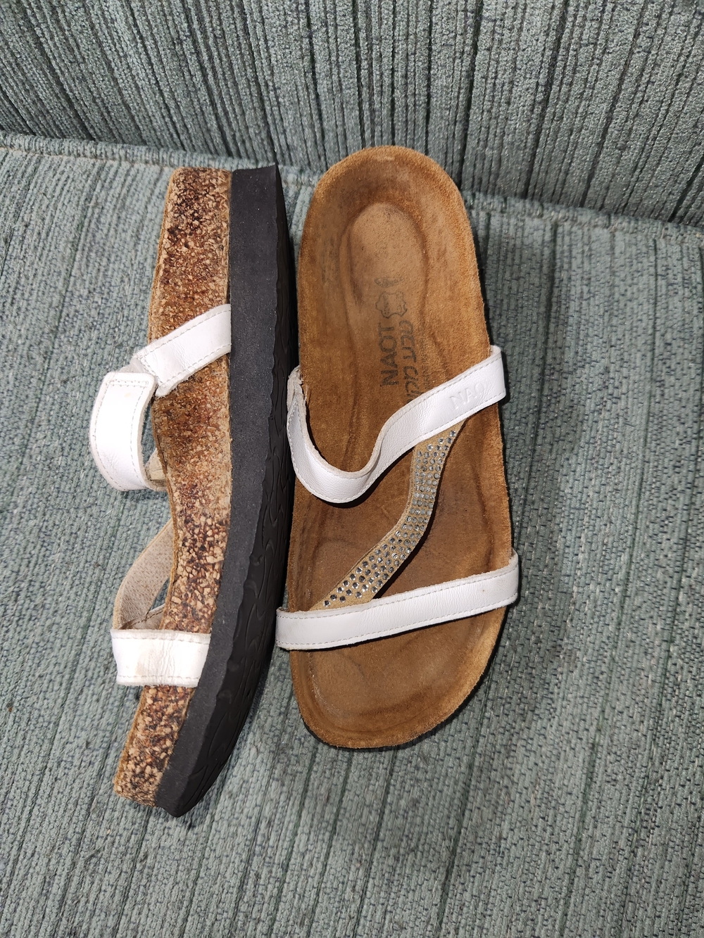 🍉Naot White Cork Footbed Sandals with Rhinestone Accent